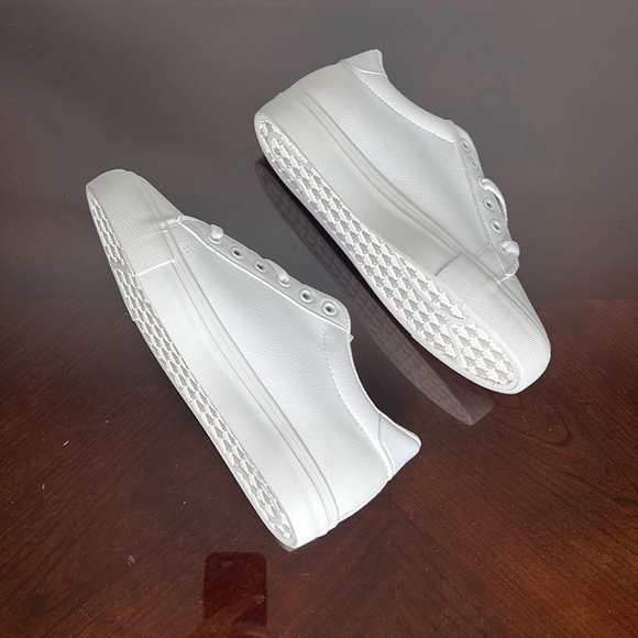 White leather sneakers 5,6,9,10 - Picture 4 of 5